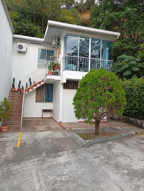 imagen de Vendo casa en conjunto cerrado  con id 32945