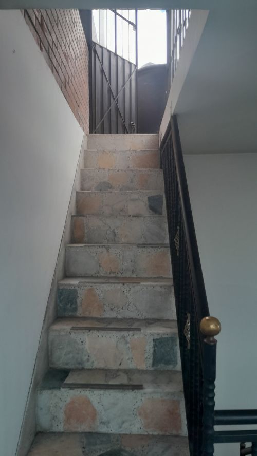 imagen de SE VENDE EDIFICIO ESQUINERO COMERCIAL EN FUNZA. con id 33090