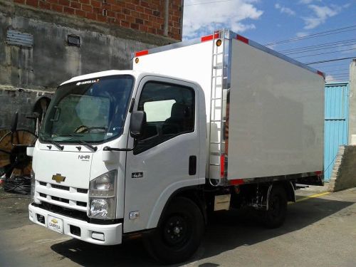 imagen de Reconstrucción de furgones isotérmicos con id 33167