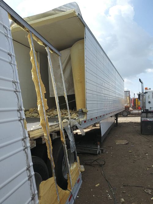 imagen de Reparación de furgones en fibra de vidrio con id 33168