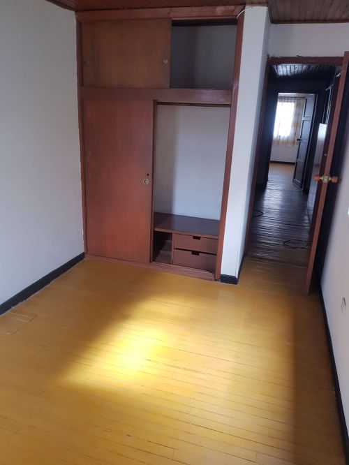 imagen de OJO!!.  Vendo o Arriendo Casa en la Cll 65 # 15 con id 33432