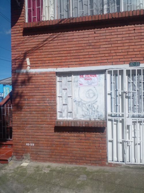 imagen de Se vende local comercial esquinero,en conjunto. con id 33897