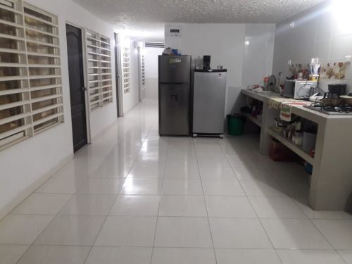 imagen de Habitación CON BAÑO INDEPENDIENTE, cocina compa con id 33947