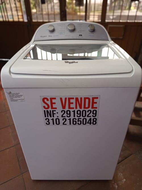 imagen de EXCELENTE LAVADORA WHIRLPOOL con id 34356