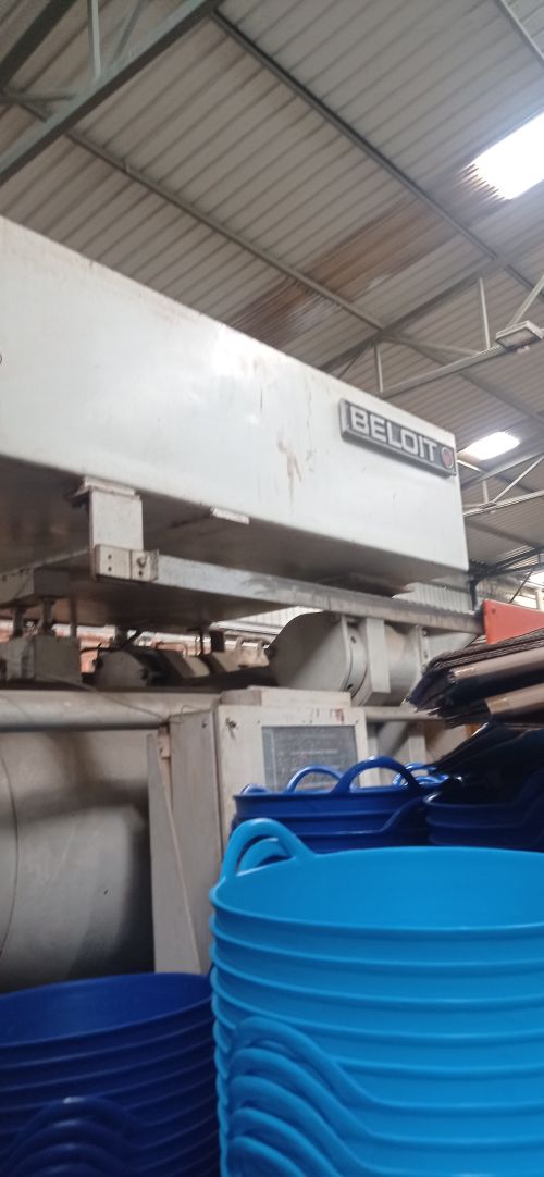 imagen de Máquina de inyección de plástico  con id 35083