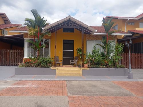 imagen de Casa de lujo Conjunto Cerrado Restrepo-meta con id 35114