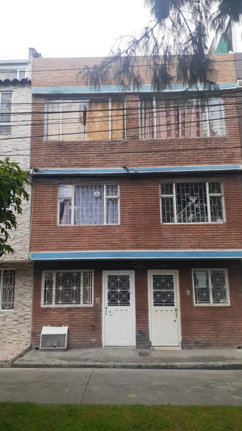 imagen de  Casa de 4 pisos rentable con id 35137