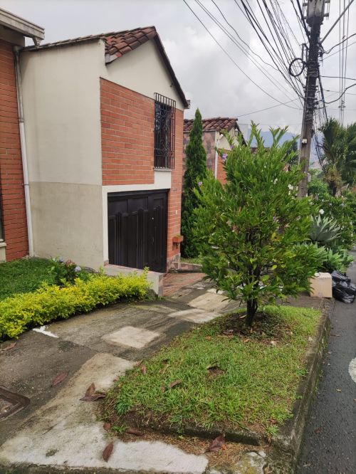 imagen de Casa estilo californiano en Renta ENVIGADO  con id 35153