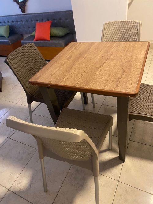 imagen de SE VENDE MENAJE DE RESTAURANTE con id 35350