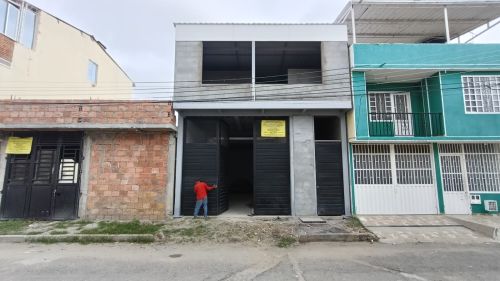 imagen de SE ARRIENDA AMPLIA BODEGA EN EXCELENTE con id 35555