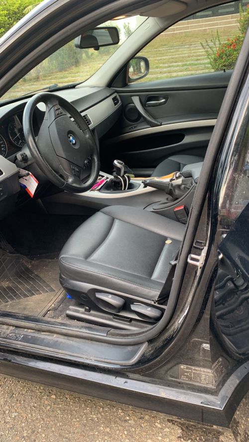 imagen de VENTA DE BMW 318i modelo 2010 con id 35825