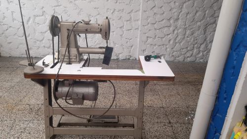 imagen de VENDO MAQUINA DE CODO DERECHO MARCA PFAFF 2850  con id 36066