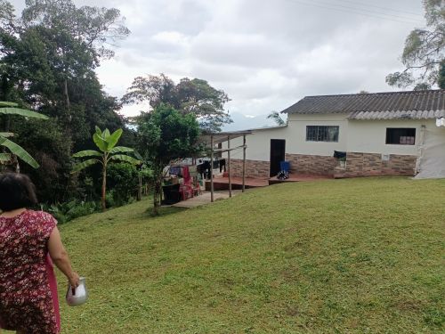 imagen de SE VENDE FINCA PEQUEÑA 2.500 MTS FUSAGASUGA  con id 36612